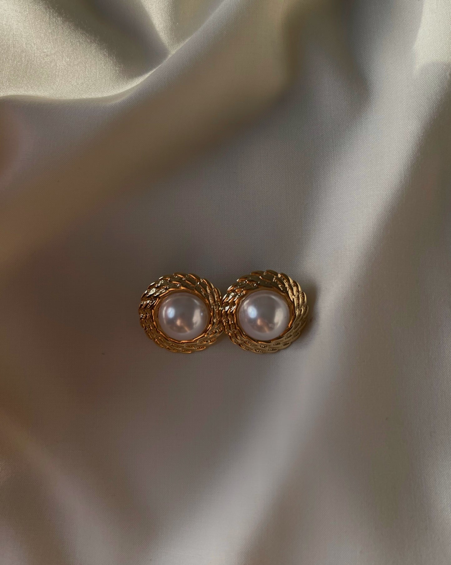 Muse Studs