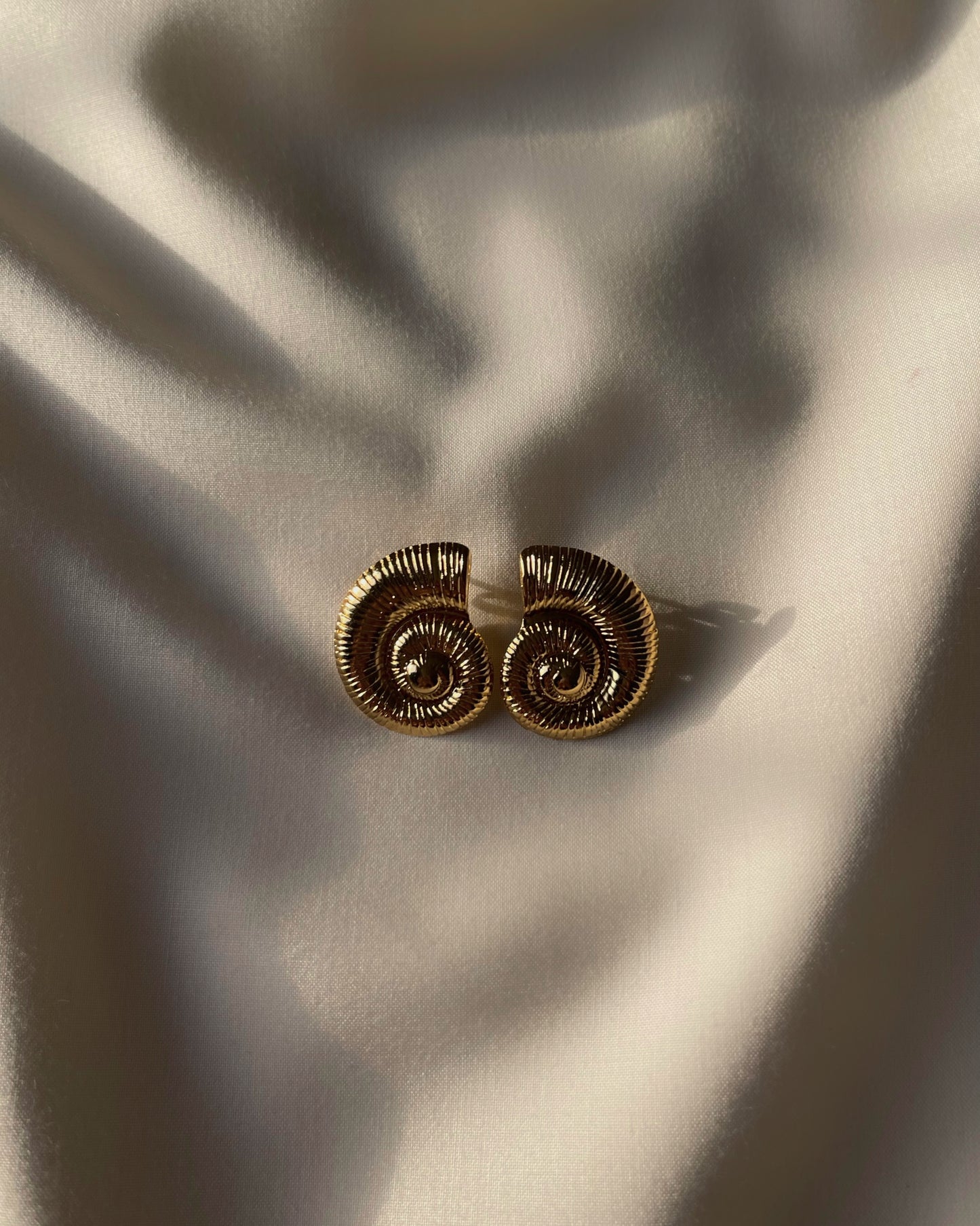 Spira Studs